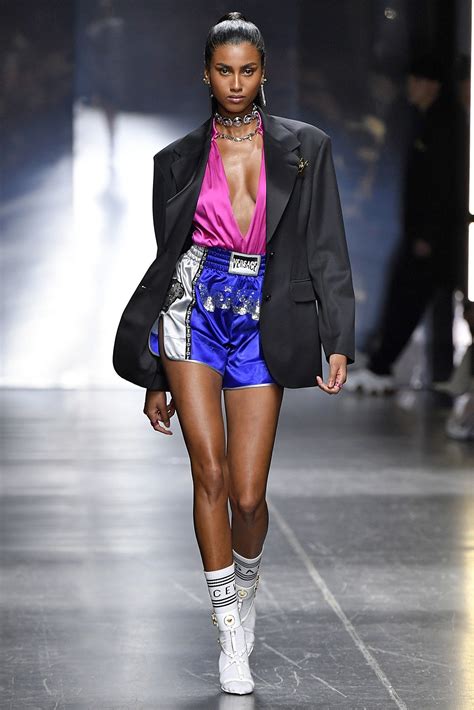 faux mannequin pour prada